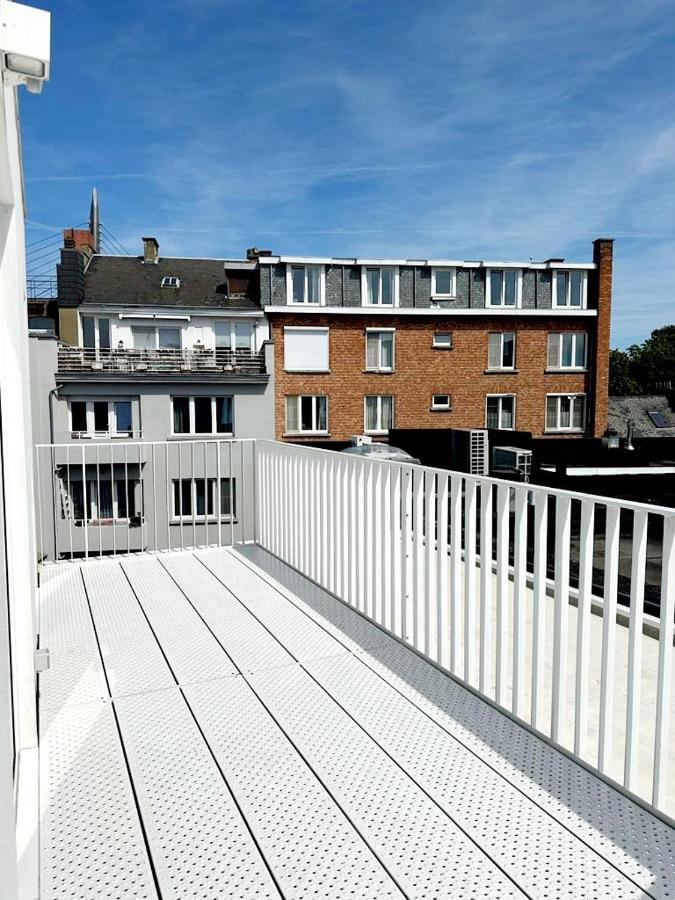 Penthouse Guiza Apartment Namur Bagian luar foto